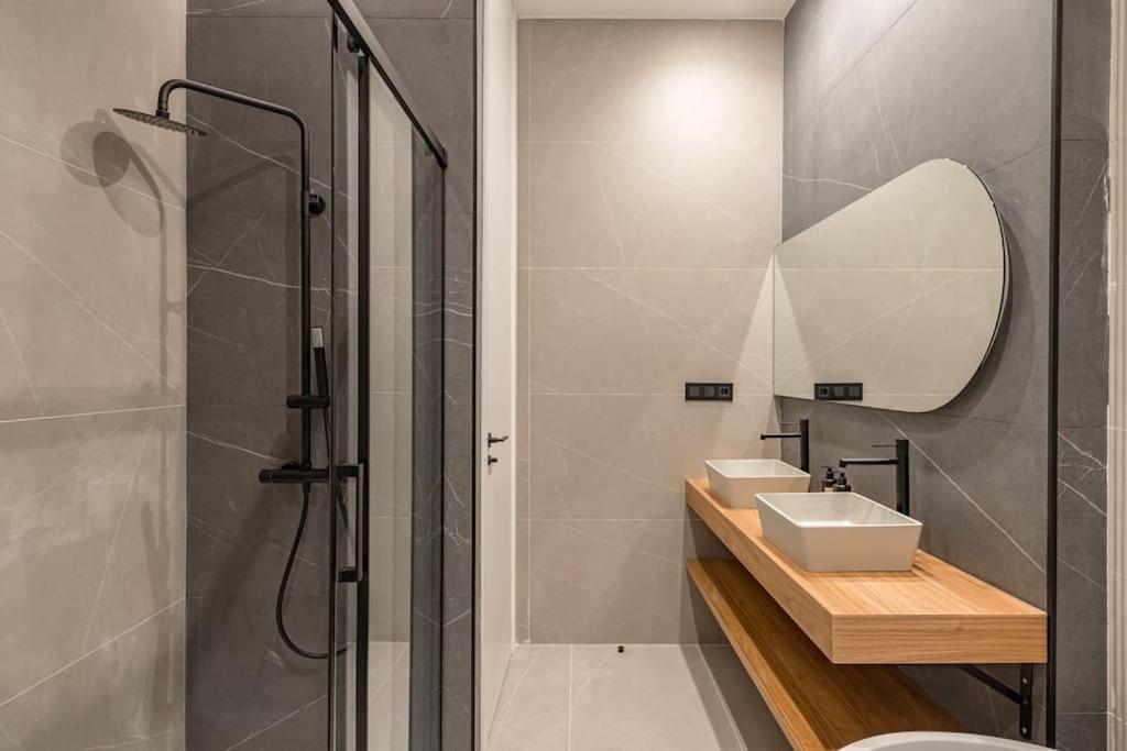 Centro XIII Calle De La Paz 2Br 2Bh Madrid Exteriér fotografie